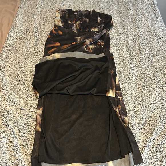 See through - Picture 2 of 3